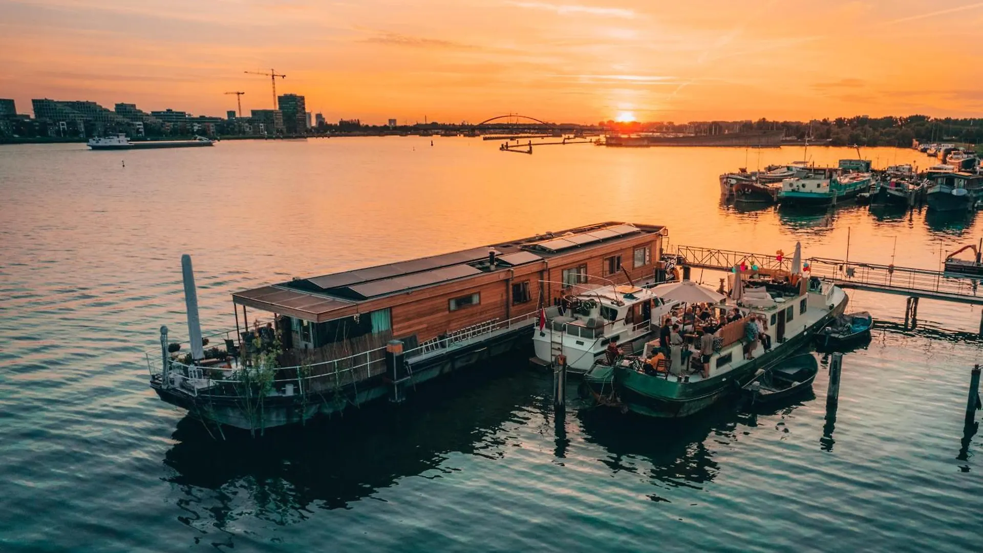 Casey'S Lake View House Boat Amsterdam